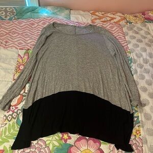 Flowy Gray and Black Top